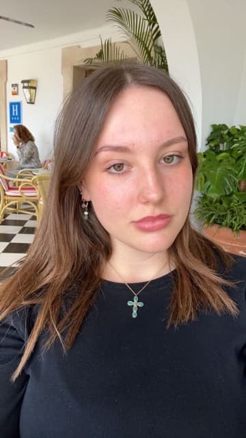Selfie d'origine, scène Soirée élégante